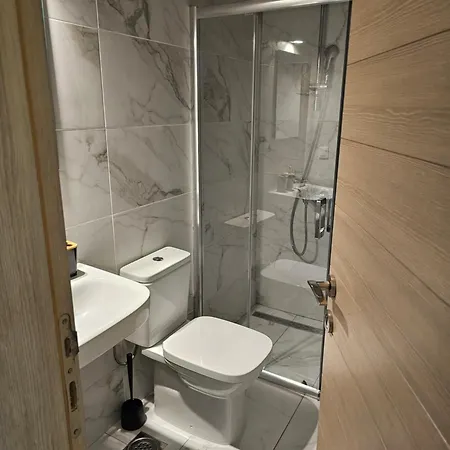 Eapartments アパート